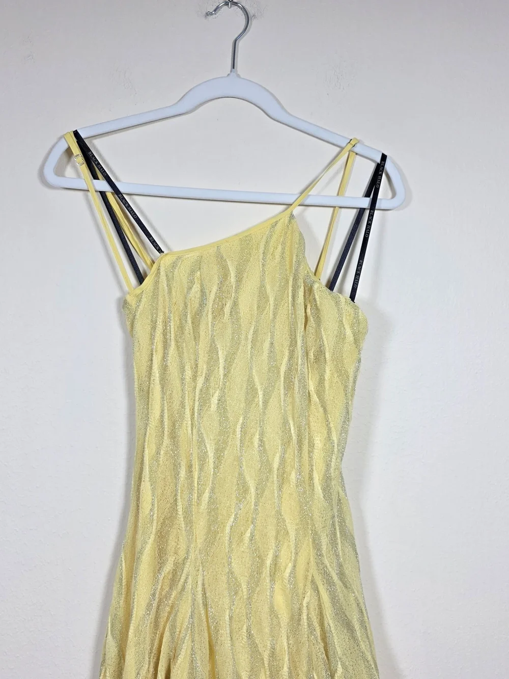 BLACK HALO ATHENA MIDI DRESS SIZE Large MSRP $435 - Picture 6 of 13